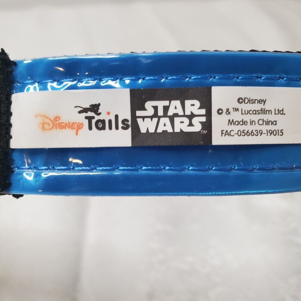 Disney Star Wars Metallic Blue Lightsaber Dog Leash Pet Lead 4 ft 20-90 lb - Picture 4 of 4